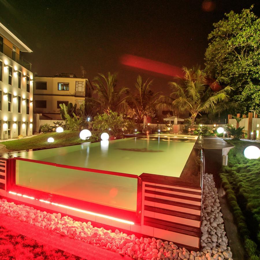 Red Mango Hotel And Apartments Sekondi-Takoradi Exterior photo
